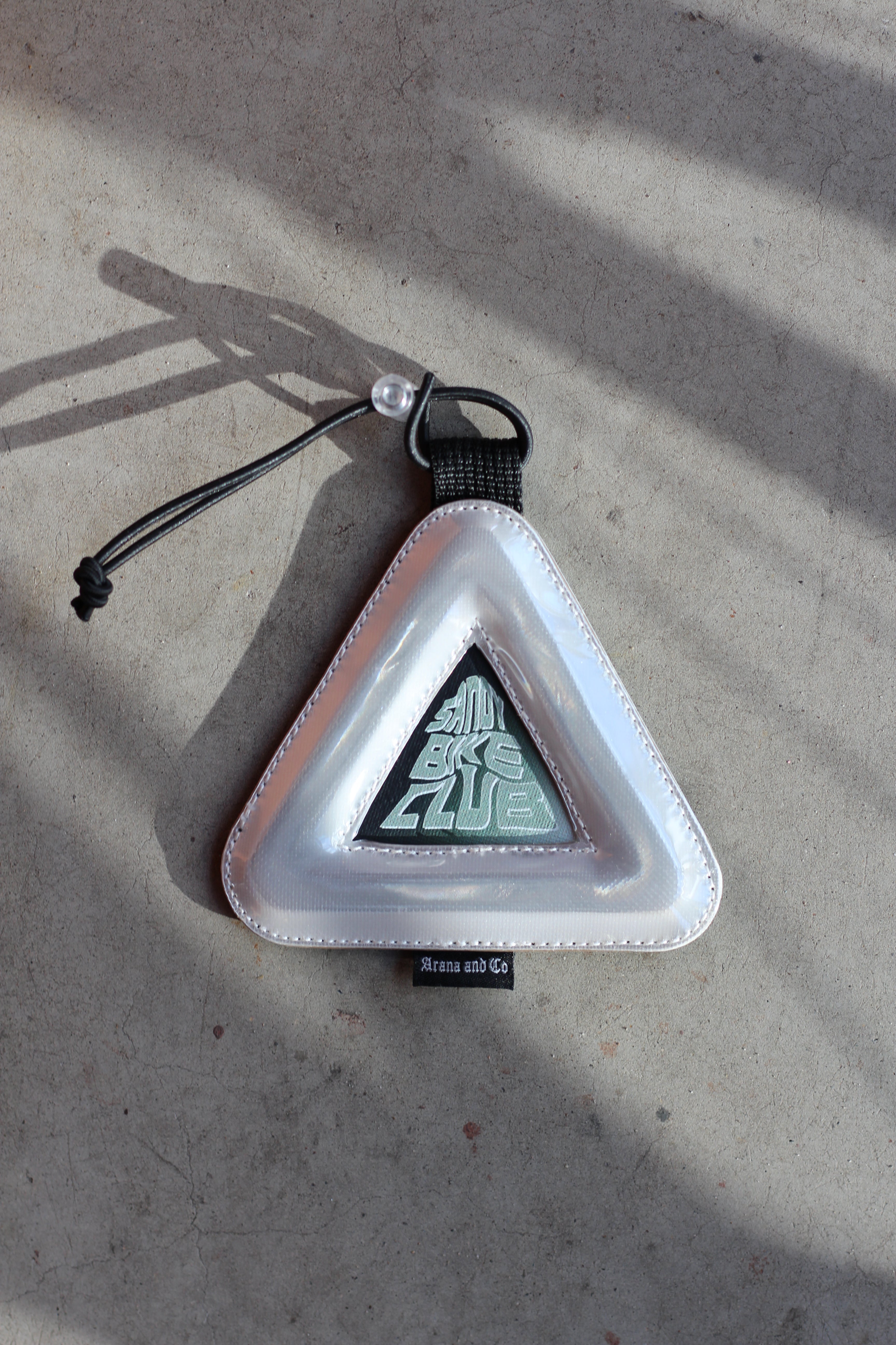SANDY Triangle Reflector