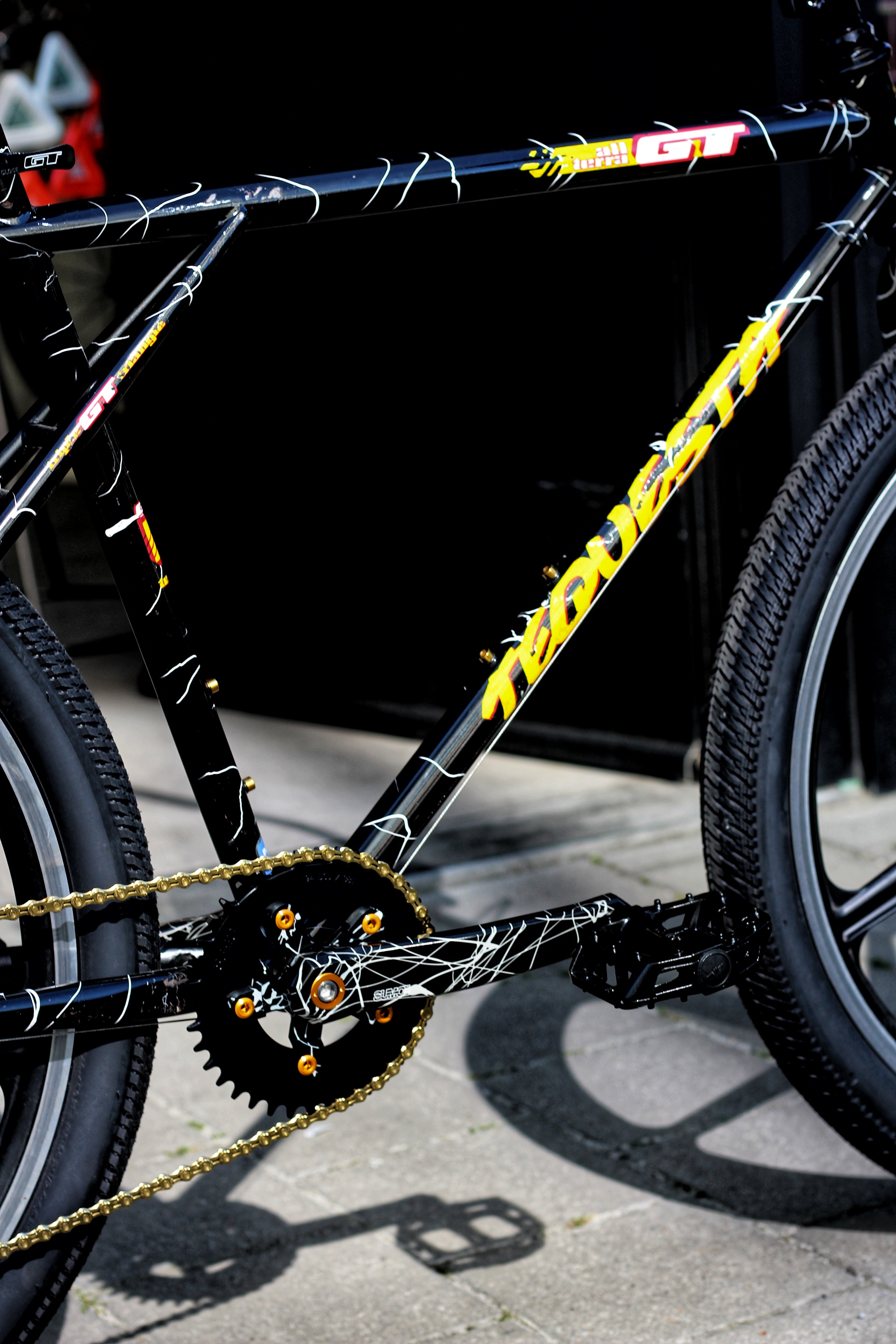 SUMO x SANDY Prism Crankset